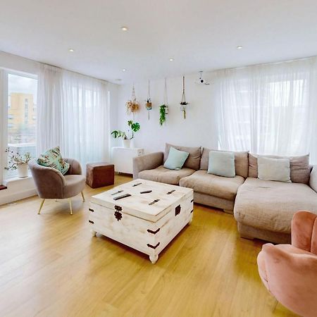 Modern And Spacious 4 Bed House In The City Centre ลอนดอน ภายนอก รูปภาพ