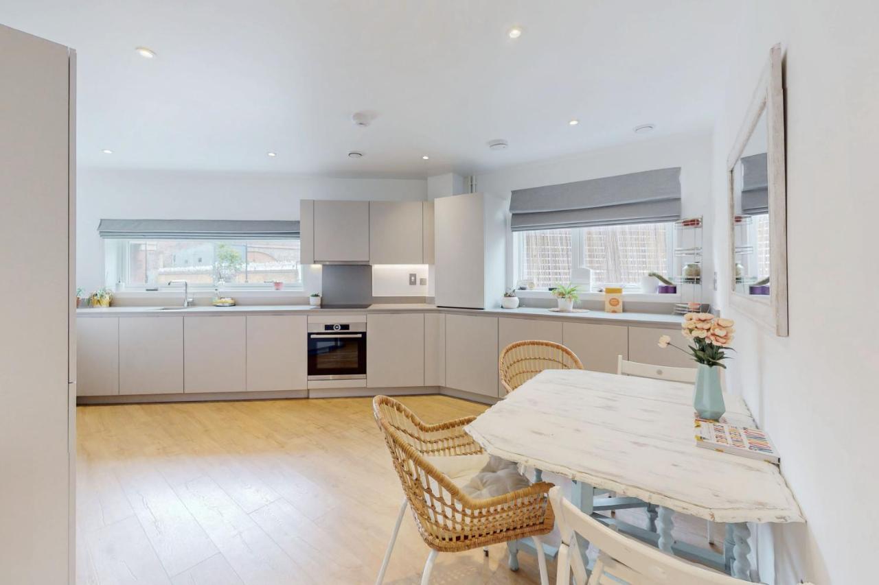 Modern And Spacious 4 Bed House In The City Centre ลอนดอน ภายนอก รูปภาพ