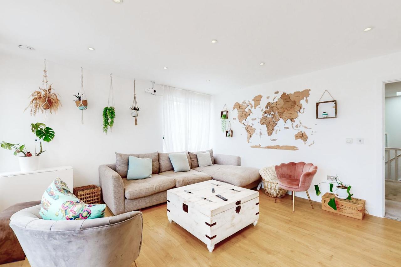 Modern And Spacious 4 Bed House In The City Centre ลอนดอน ภายนอก รูปภาพ